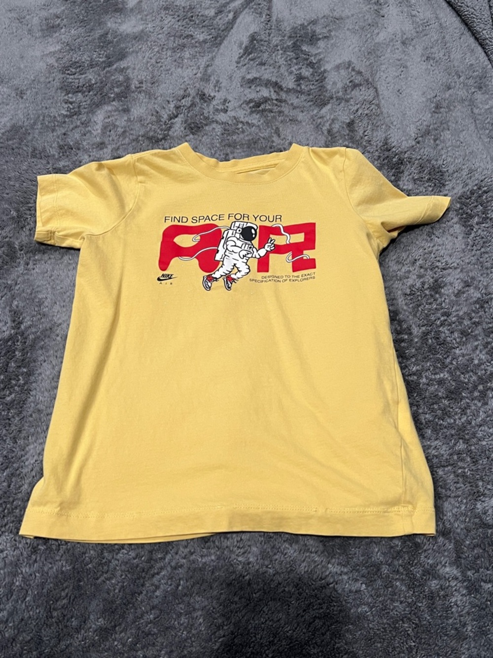 Boys Nike shirt